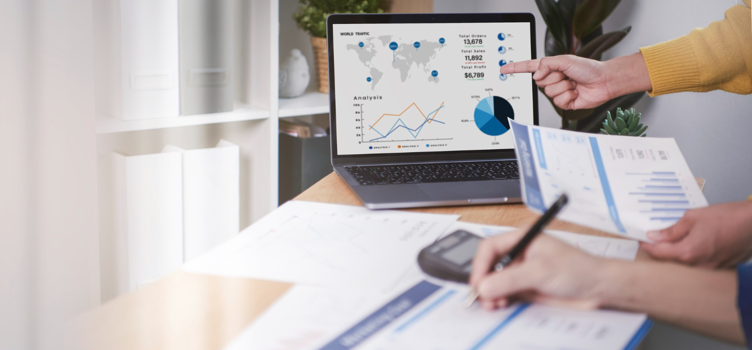 Σύμβουλος Digital Marketing Δημήτρης Κονταράκης |